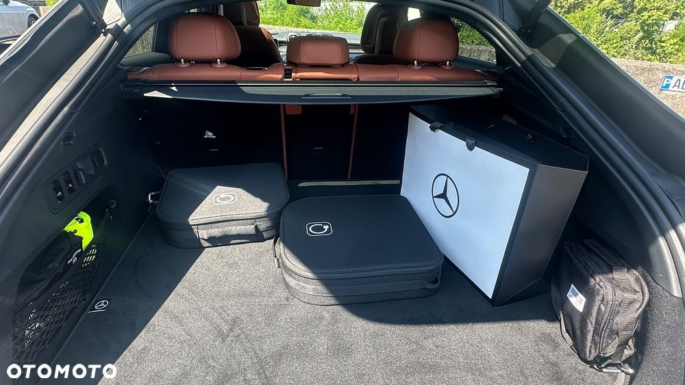 Mercedes-Benz GLC 300 de 4-Matic AMG Line - 27
