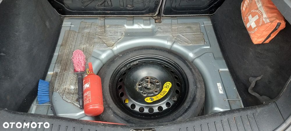 Ford Focus 1.6 TDCi cDPF Ghia - 23