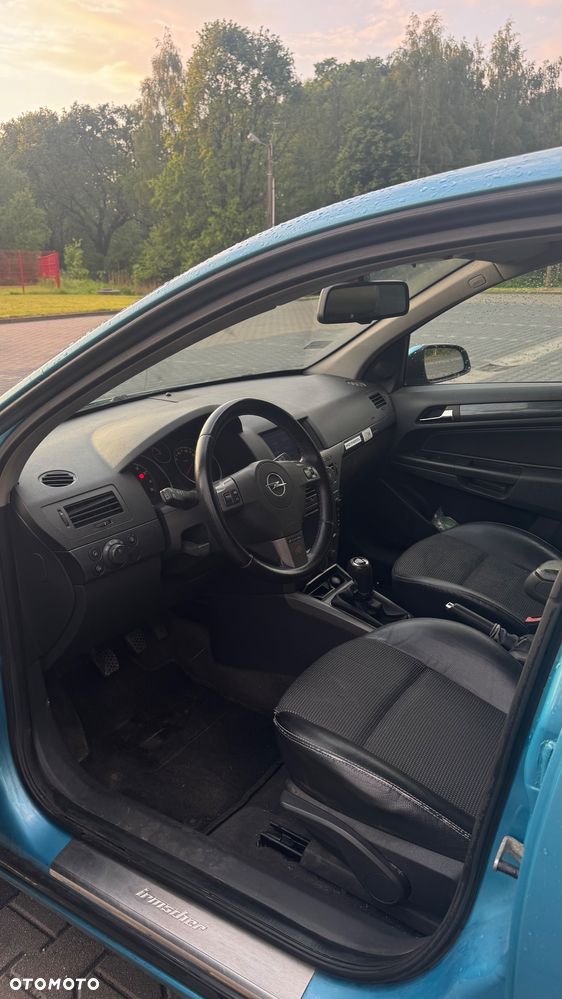 Opel Astra 2.0 Turbo Cosmo - 13