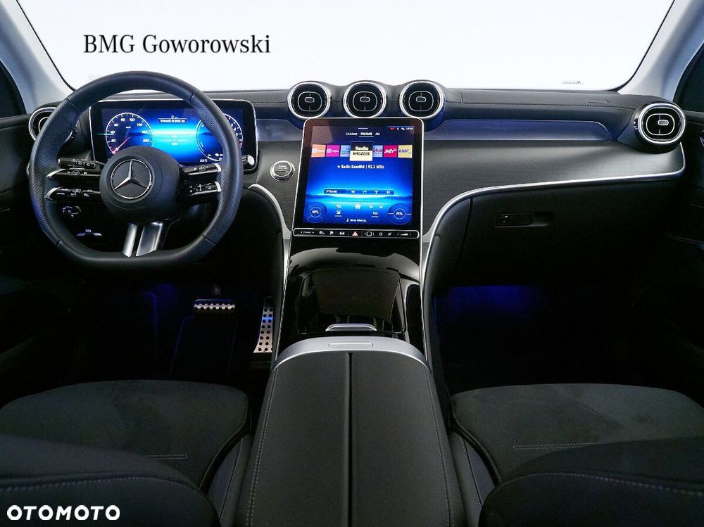 Mercedes-Benz GLC - 12