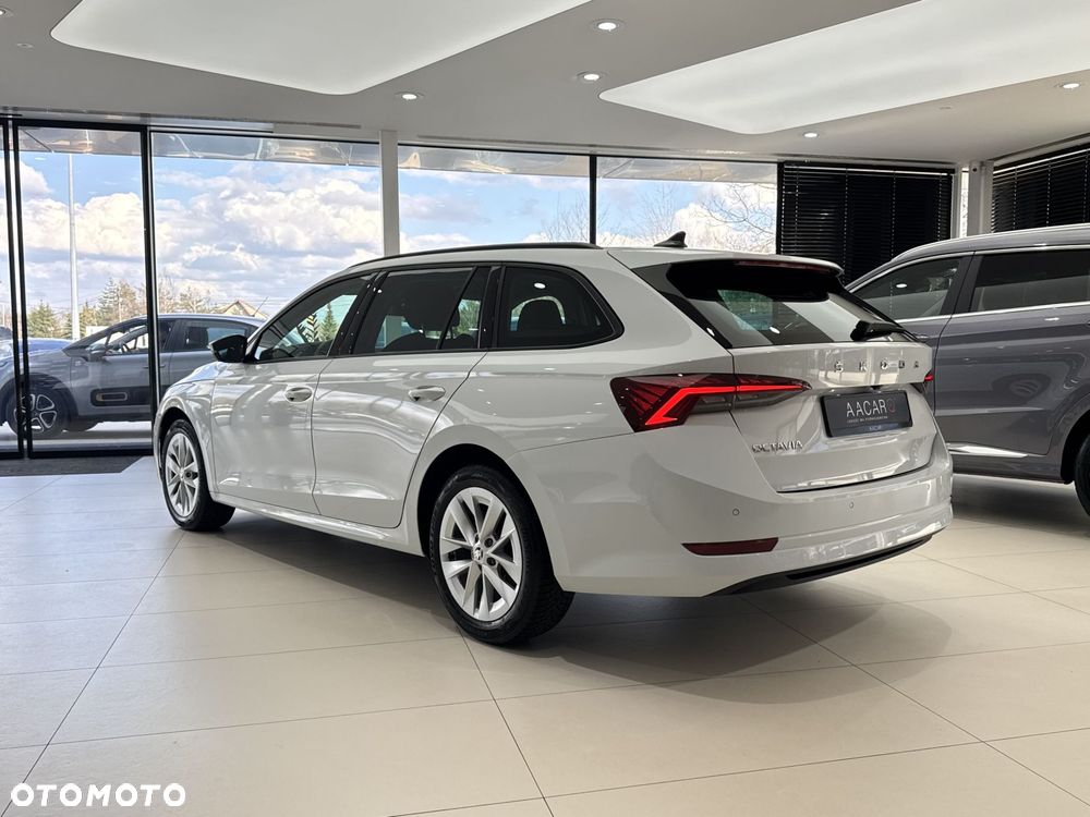 Skoda Octavia - 3
