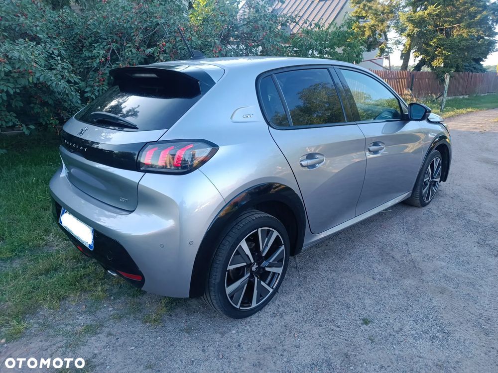 Peugeot 208 - 2