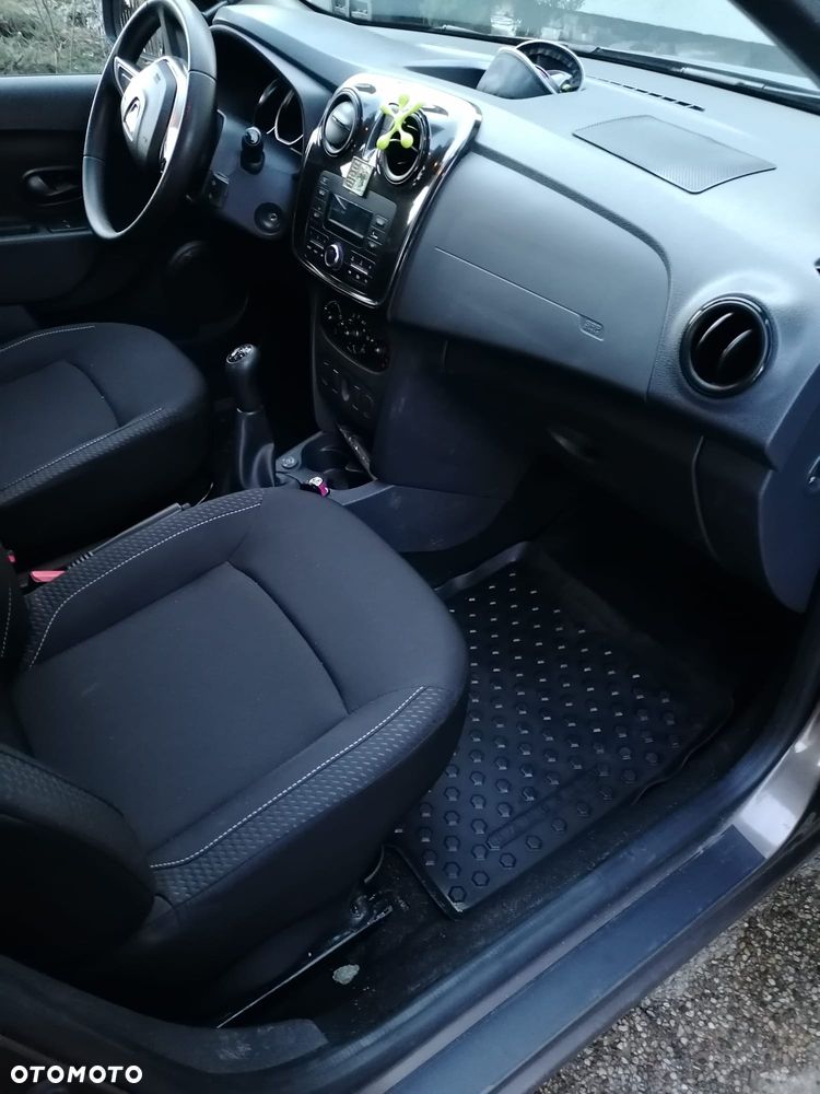 Dacia Sandero - 17