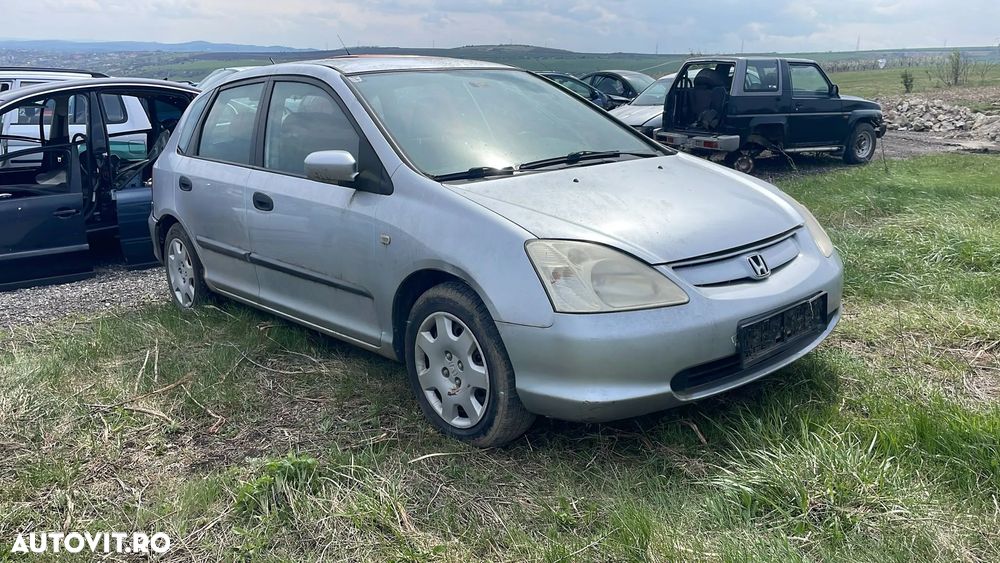 Dezmembrez piese Honda Civic - 5