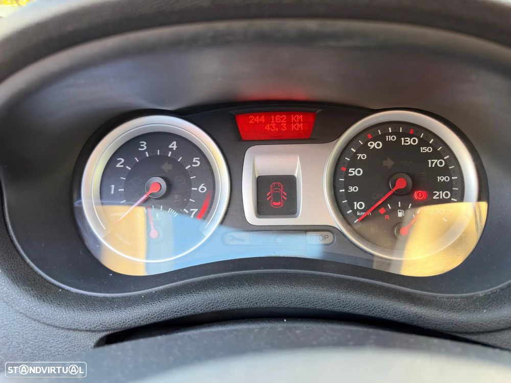 Renault Clio Sport Tourer - 5