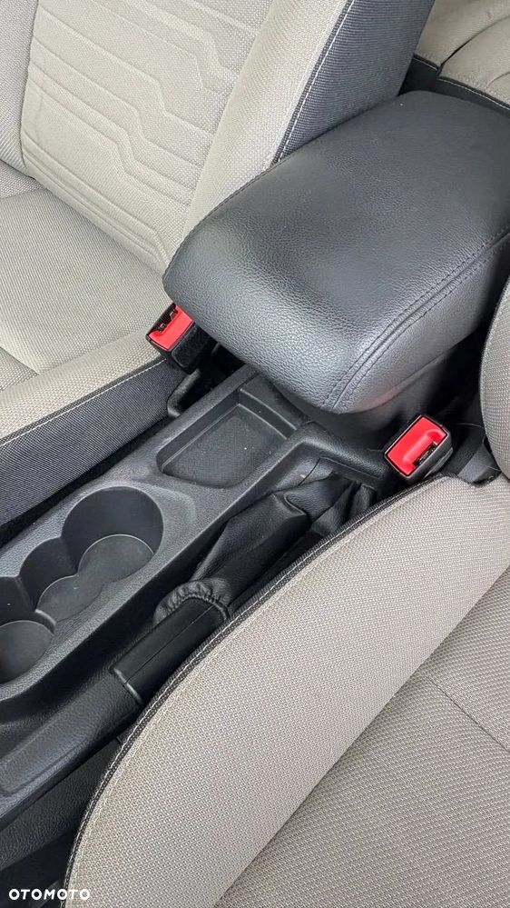 Ford Tourneo Connect 1.5 EcoBlue Titanium - 12