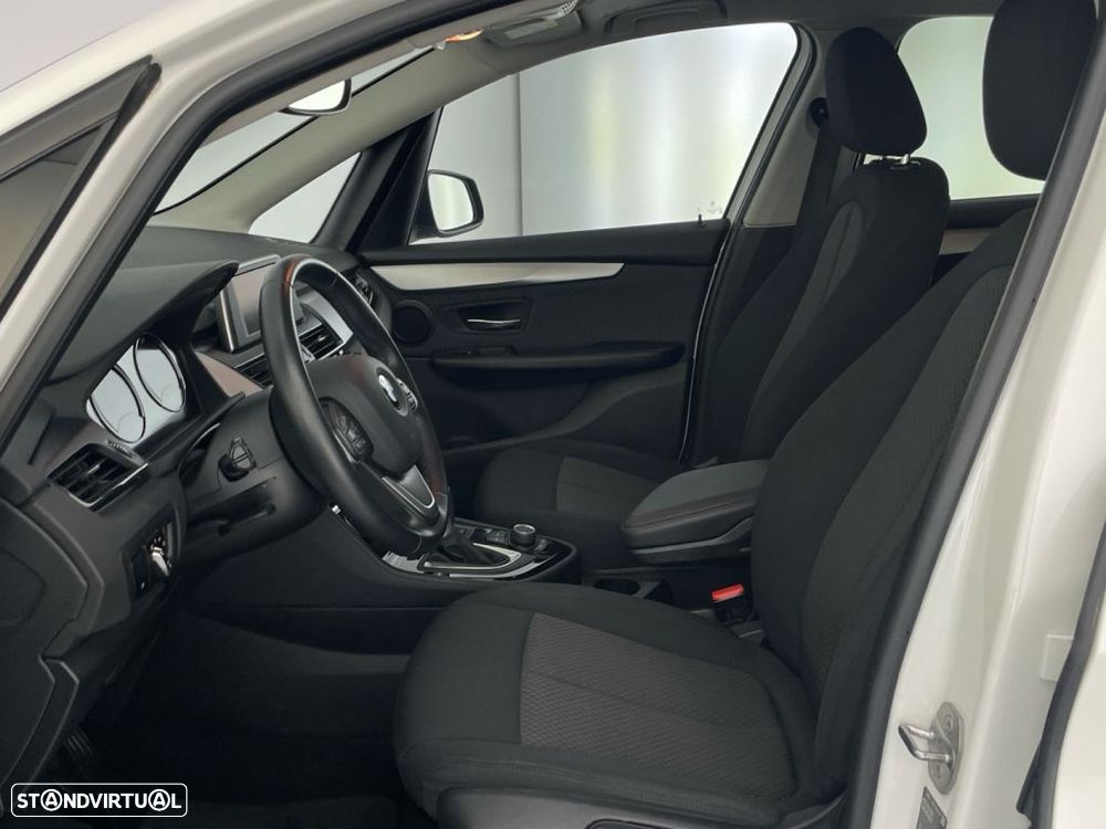 BMW 225xe Active Tourer Advantage - 11