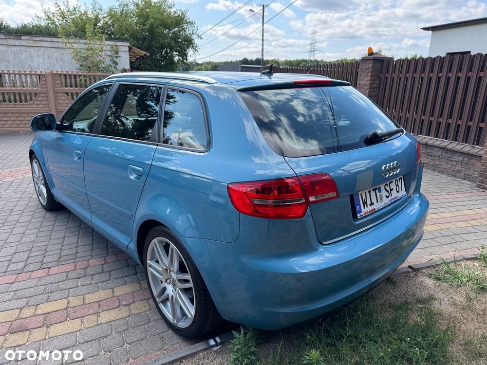 Audi A3 Sportback 2.0 TDI DPF S line Sportpaket - 12
