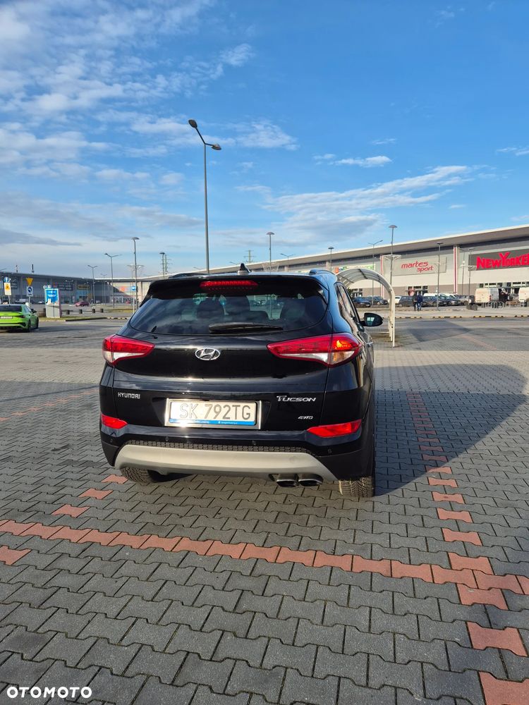Hyundai Tucson 2.0 CRDI Premium 4WD - 12