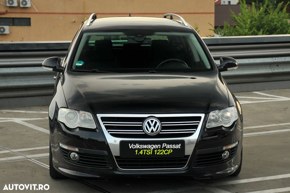 Volkswagen Passat - 1