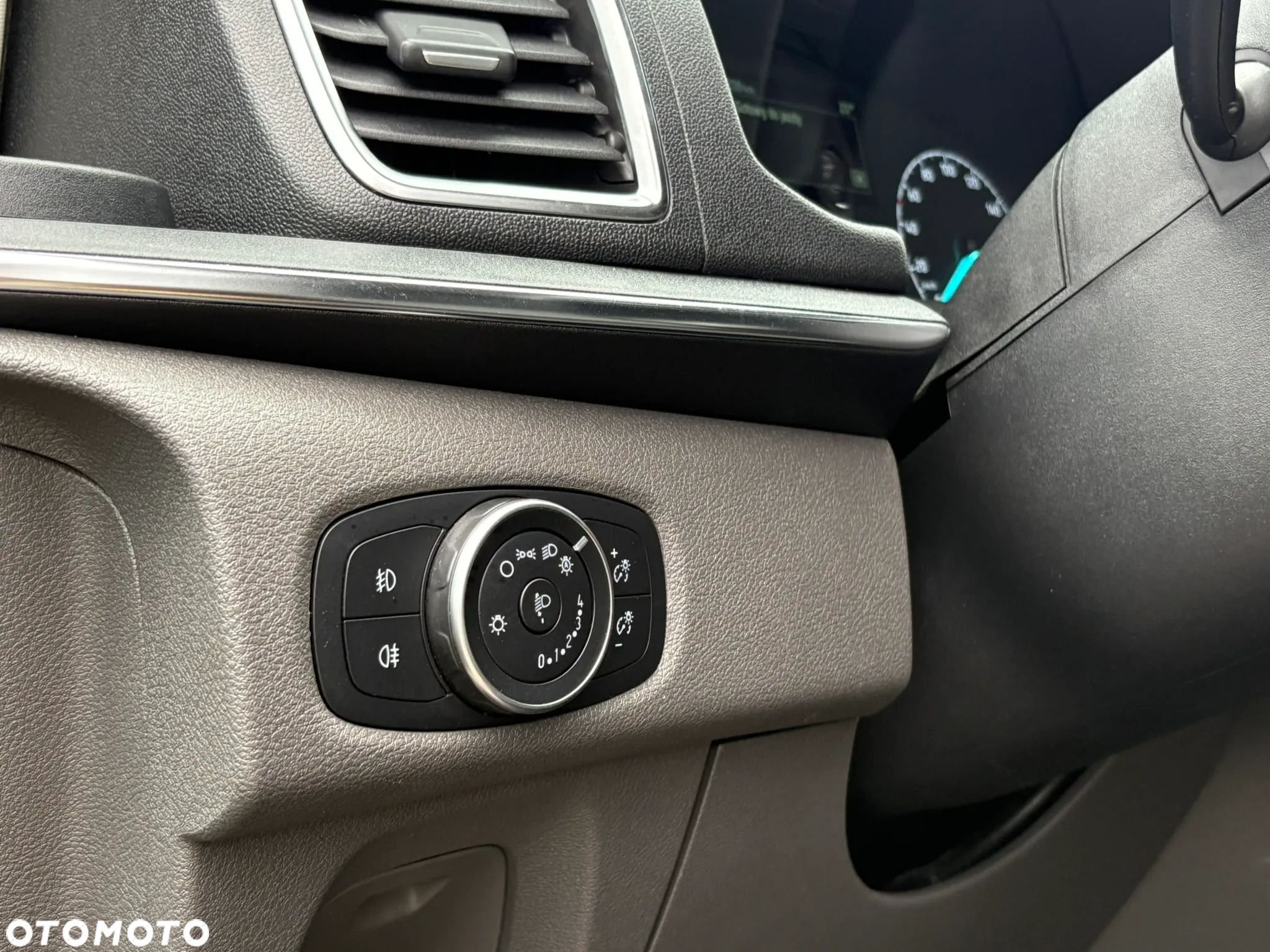Ford Tourneo Custom 2.0 EcoBlue L2 Titanium X SelectShift - 14