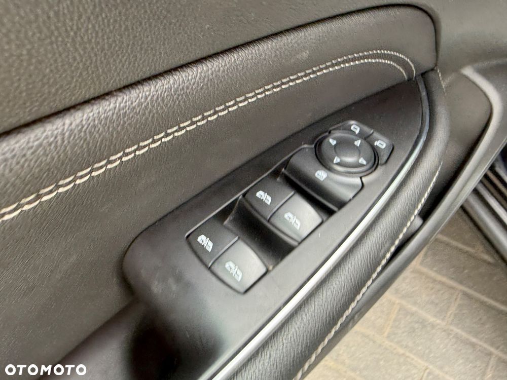 Opel Insignia 1.5 T GPF Innovation S&S - 20