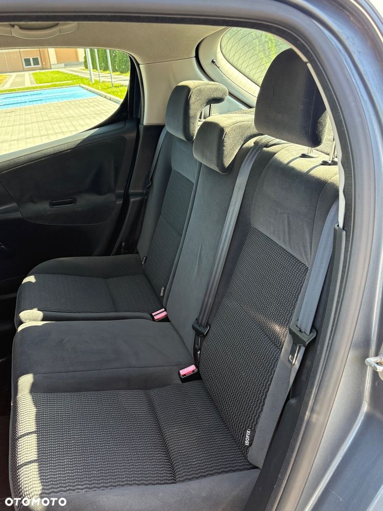 Peugeot 207 1.6 HDi - 8