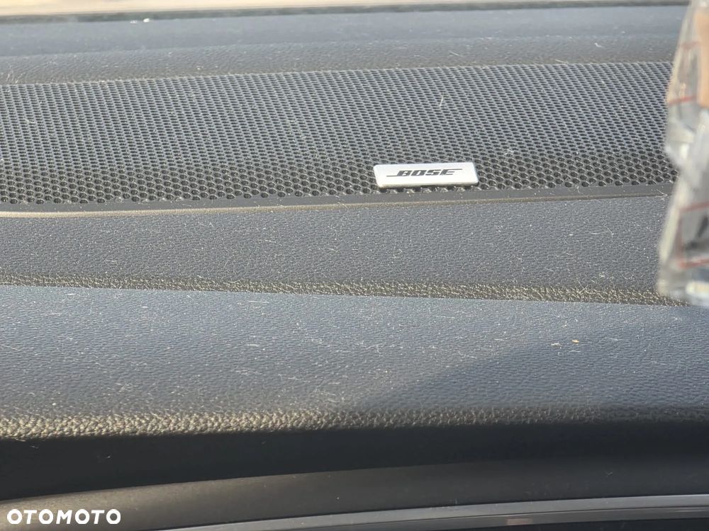 Renault Megane ENERGY dCi 165 EDC BOSE EDITION - 12