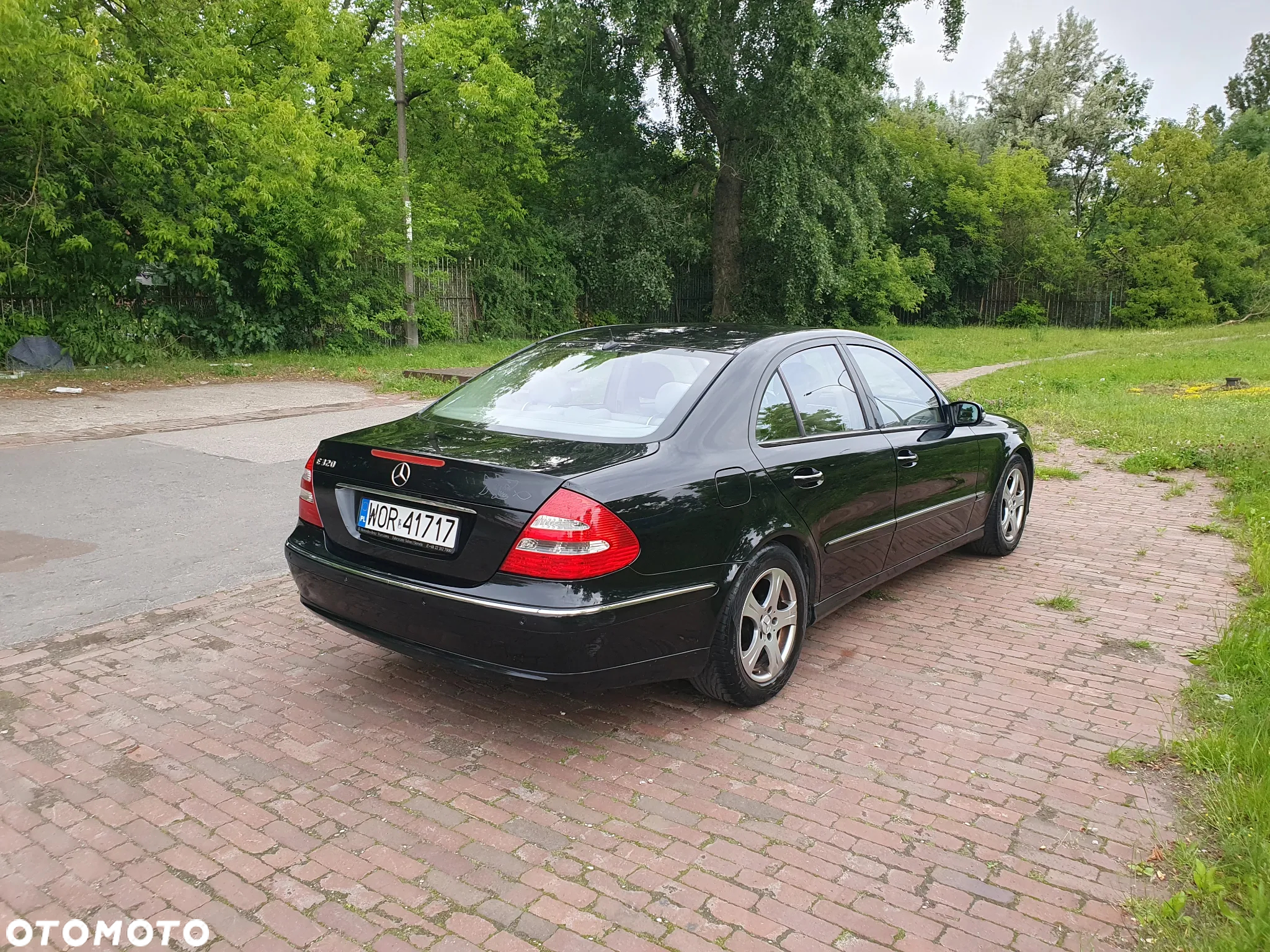 Mercedes-Benz Klasa E - 4