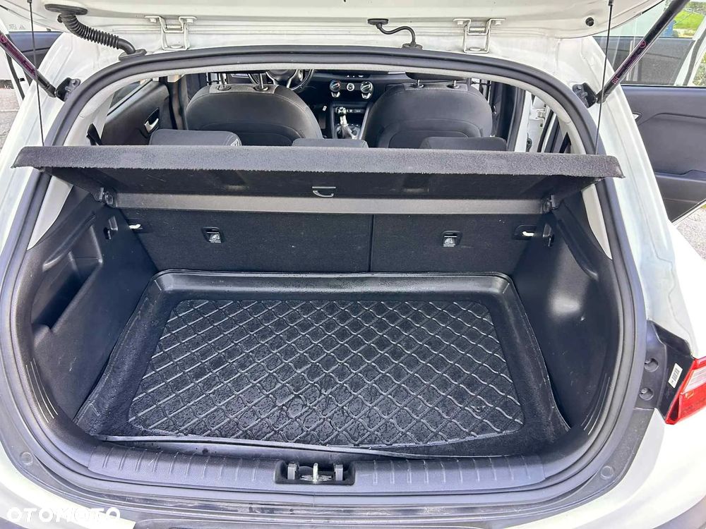 Kia Stonic 1.2 M - 3