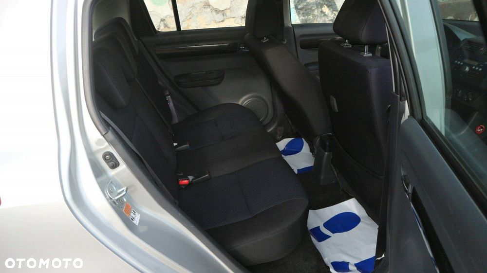 Suzuki Swift - 9