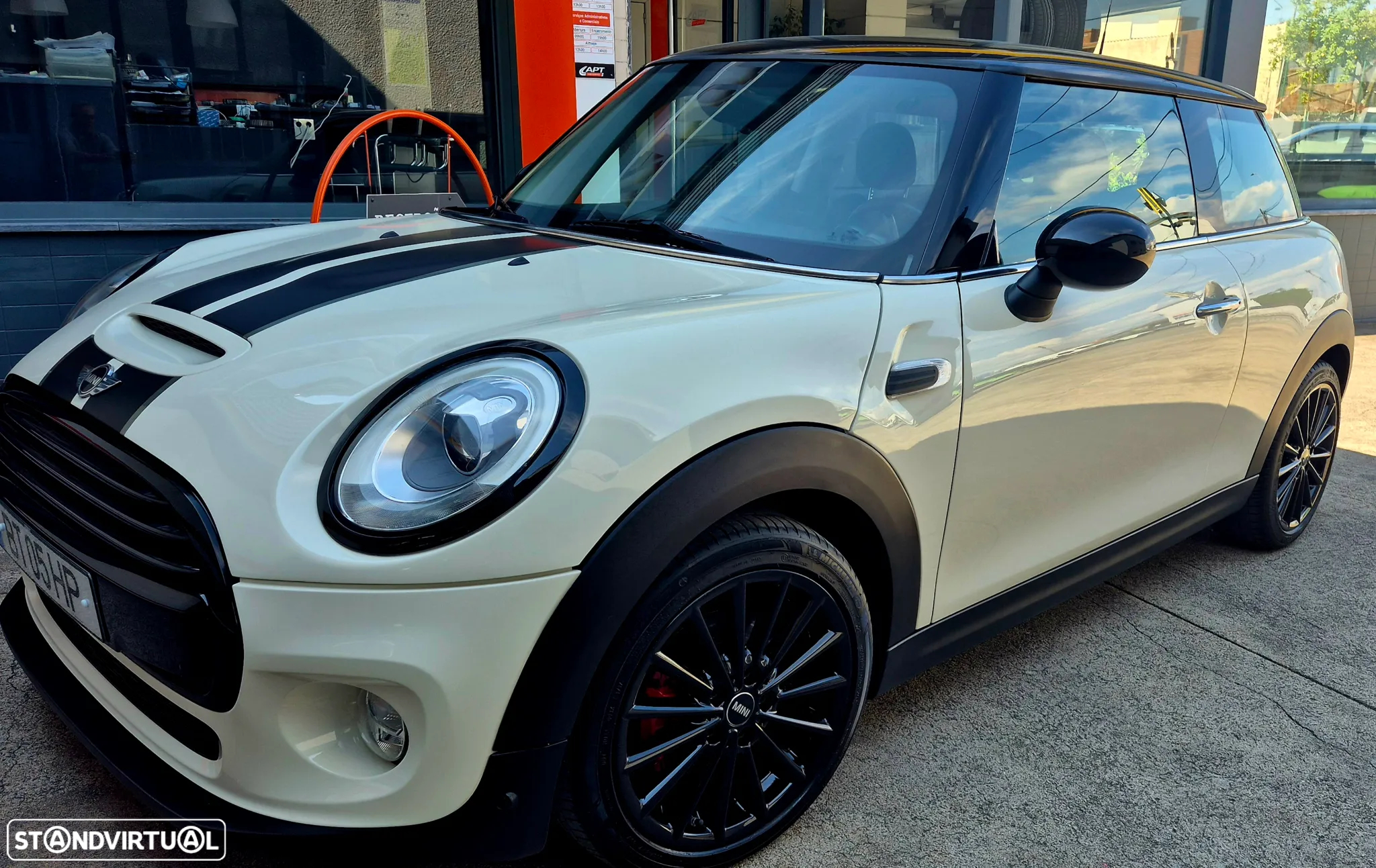 MINI 3 Portas Cooper Auto - 13