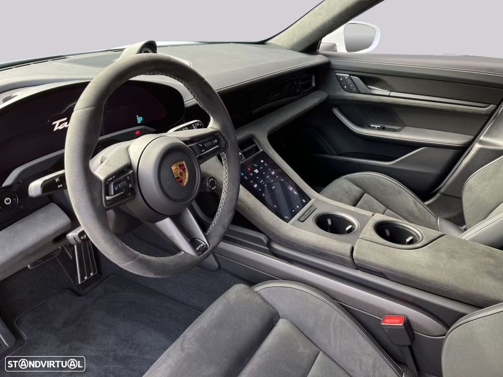 Porsche Taycan Sport Turismo - 7
