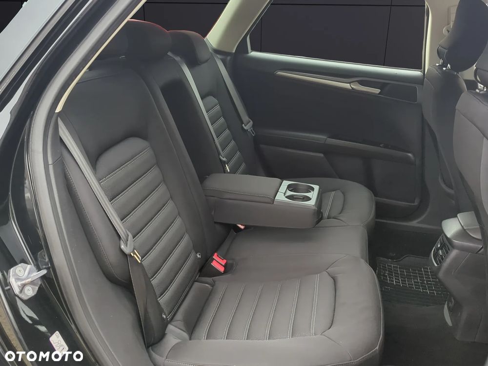 Ford Mondeo 1.6 TDCi ECOnetic Titanium - 22