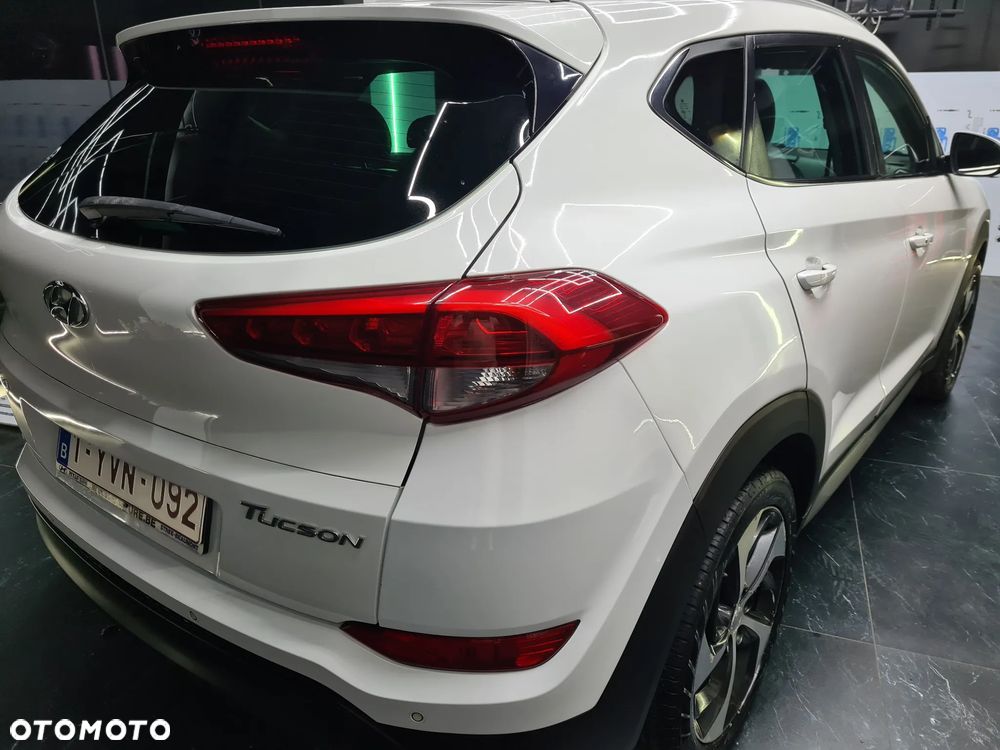 Hyundai Tucson blue 1.7 CRDi 2WD DCT Premium - 31