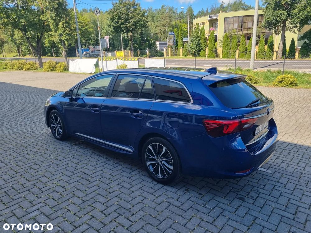Toyota Avensis 2.0 D-4D Prestige - 3