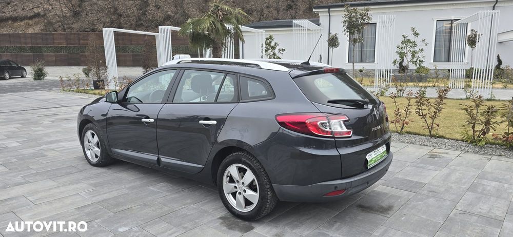 Renault Megane TCe 130 Expression - 3