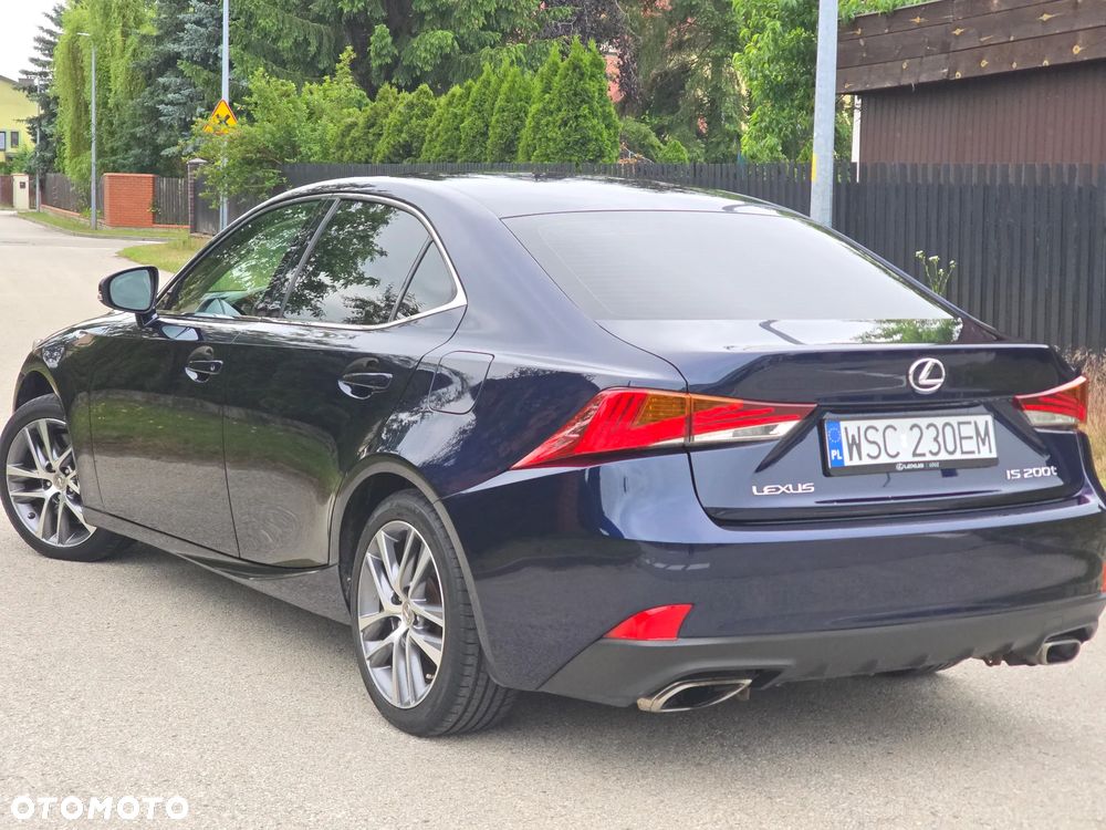 Lexus IS 200t / 300 Prestige - 4