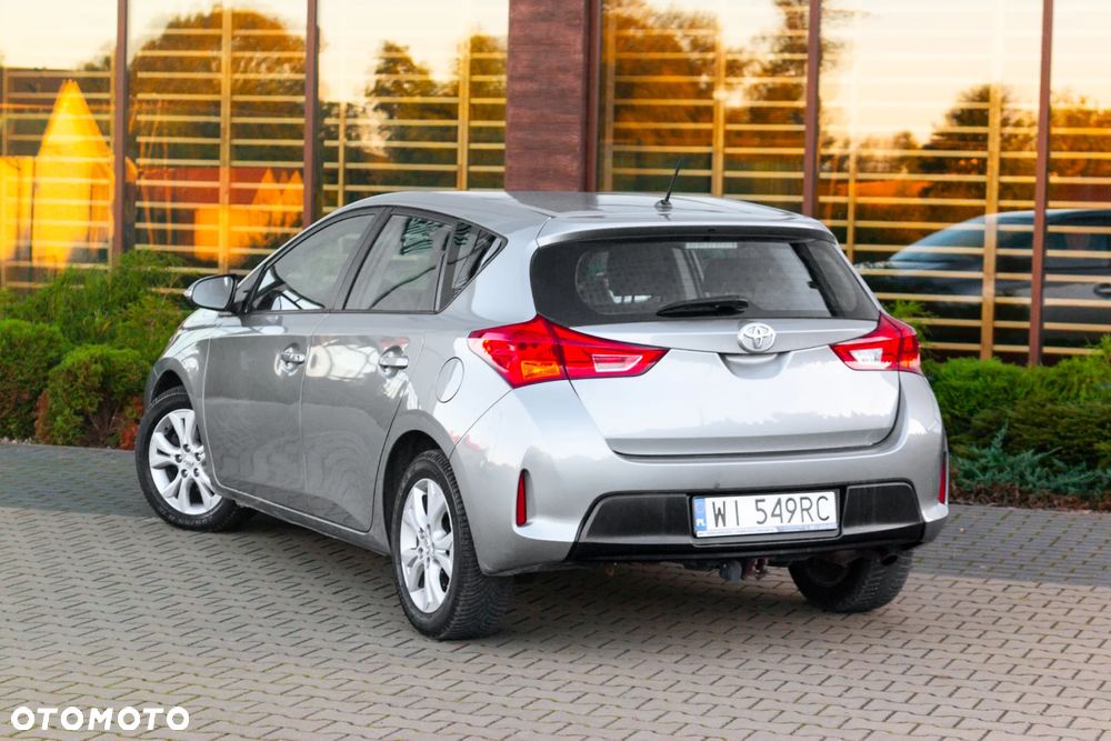 Toyota Auris 1.33 VVT-i Premium - 8