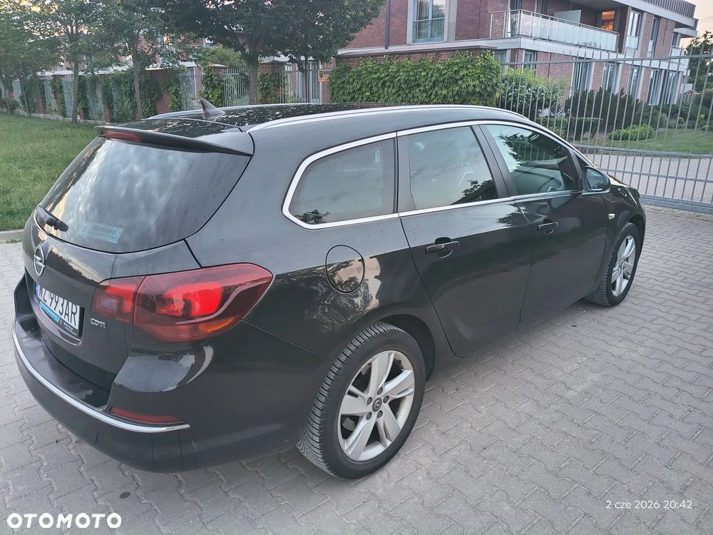 Opel Astra 2.0 CDTI Cosmo - 5