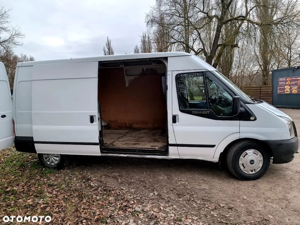 Ford Transit FT300L 2.2 TDCI - 17