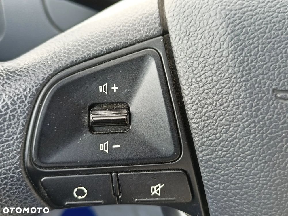 Kia Rio 1.2 Attract - 24