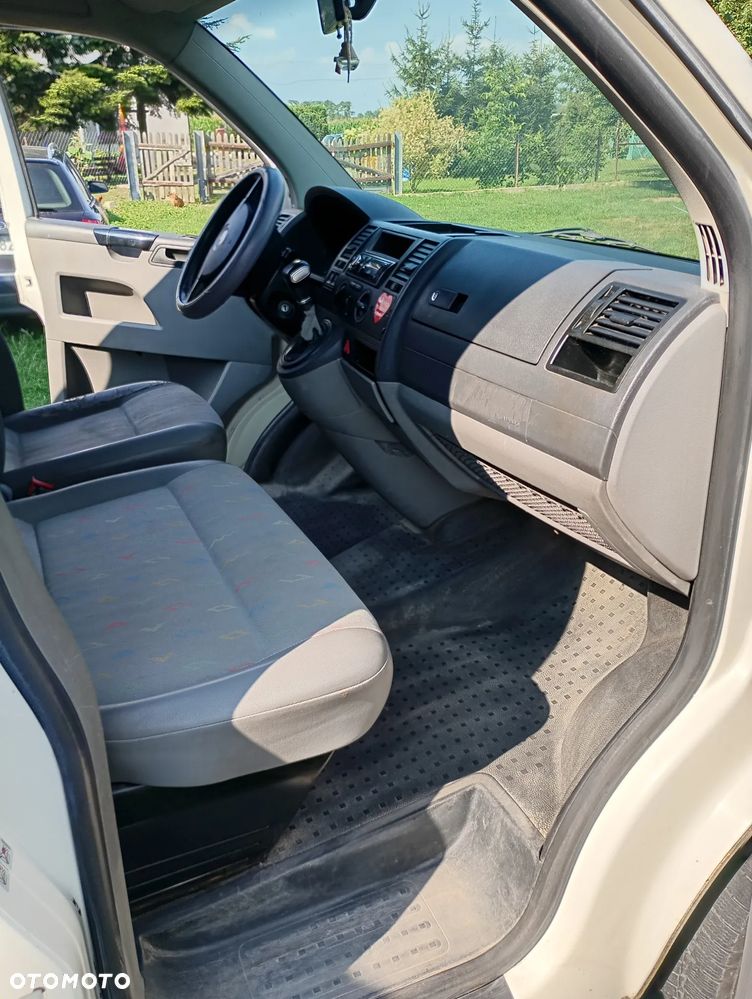 Volkswagen Transporter - 9