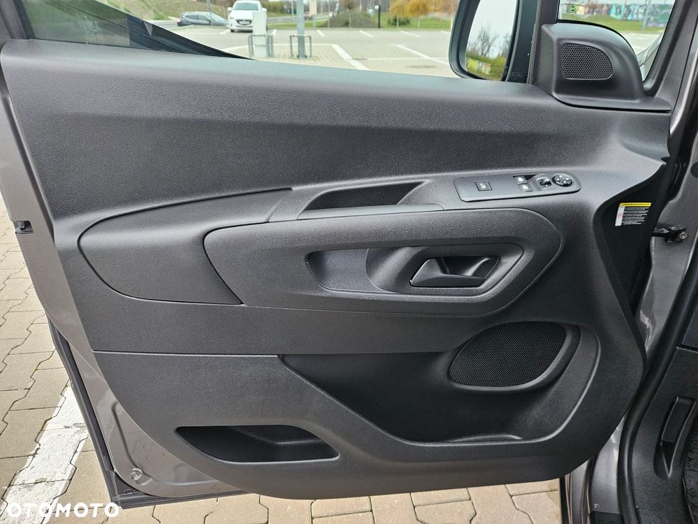 Peugeot PARTNER - 19