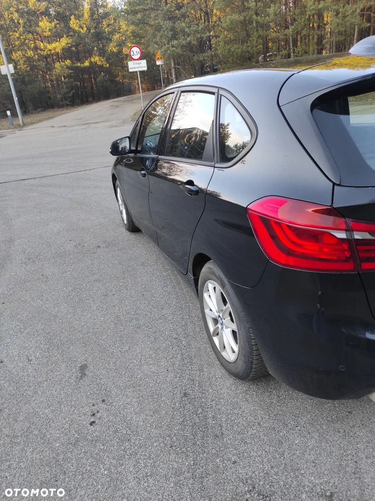 BMW Seria 2 218d - 18