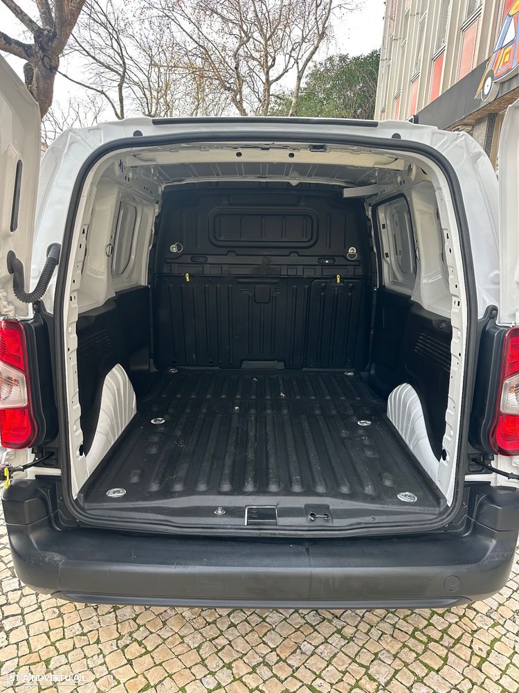 Fiat DOBLO  1.5 Blue hdi AUTOMÁTICA - 7