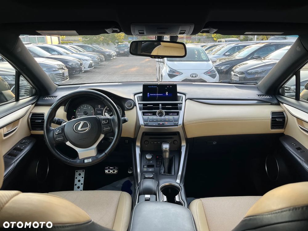 Lexus NX 200t Comfort AWD - 8