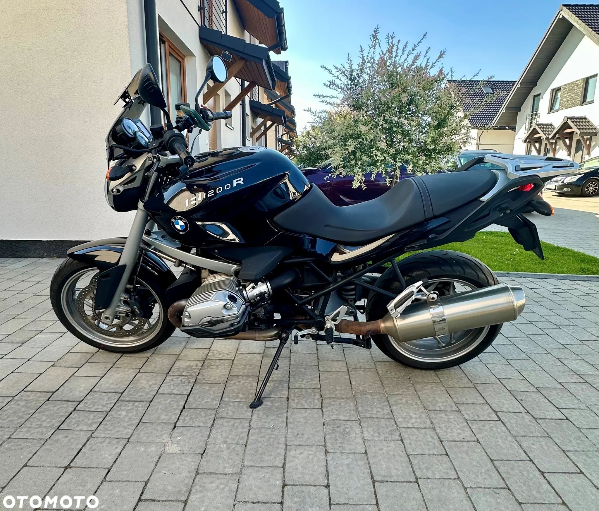 BMW R - 1