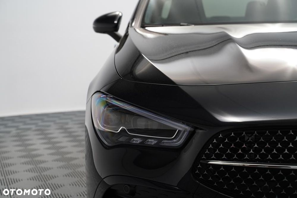 Mercedes-Benz CLA 200 mHEV AMG Line 7G-DCT - 21