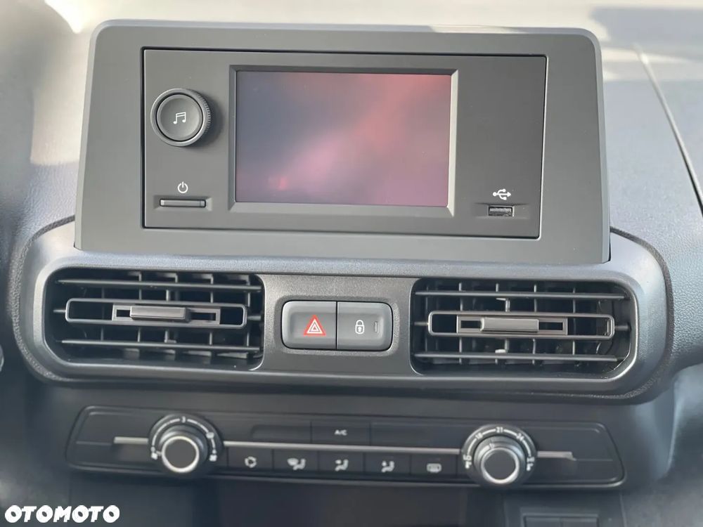 Toyota Proace City - 7