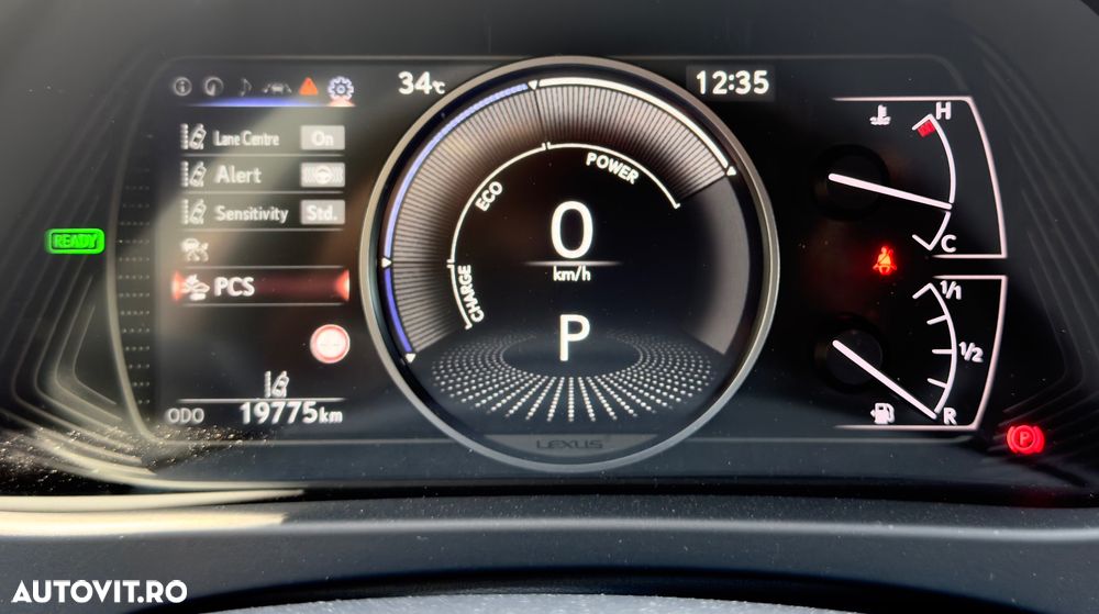 Lexus UX 250h Amazing Edition - 9