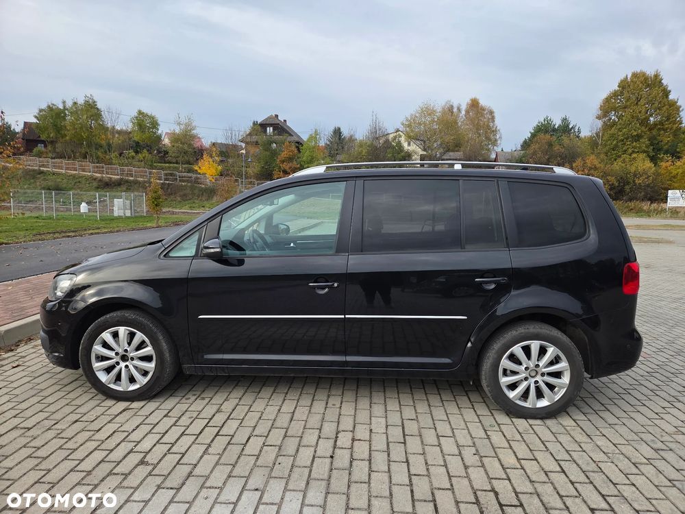 Volkswagen Touran 2.0 TDI DPF Highline - 6
