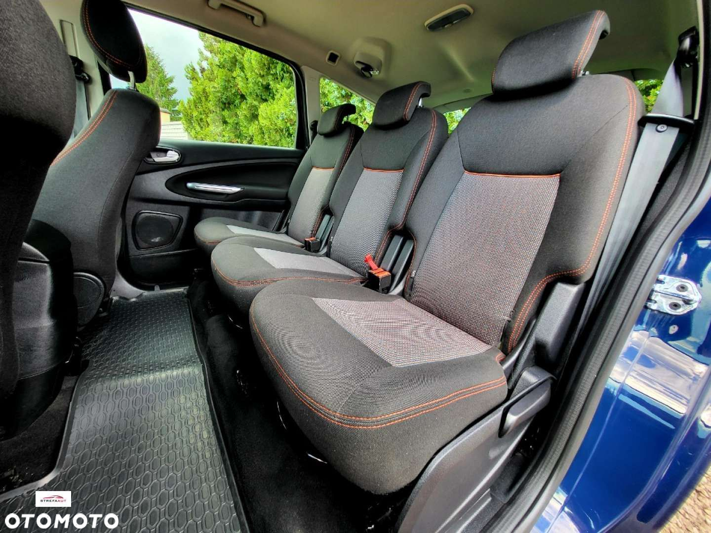 Ford S-Max - 6