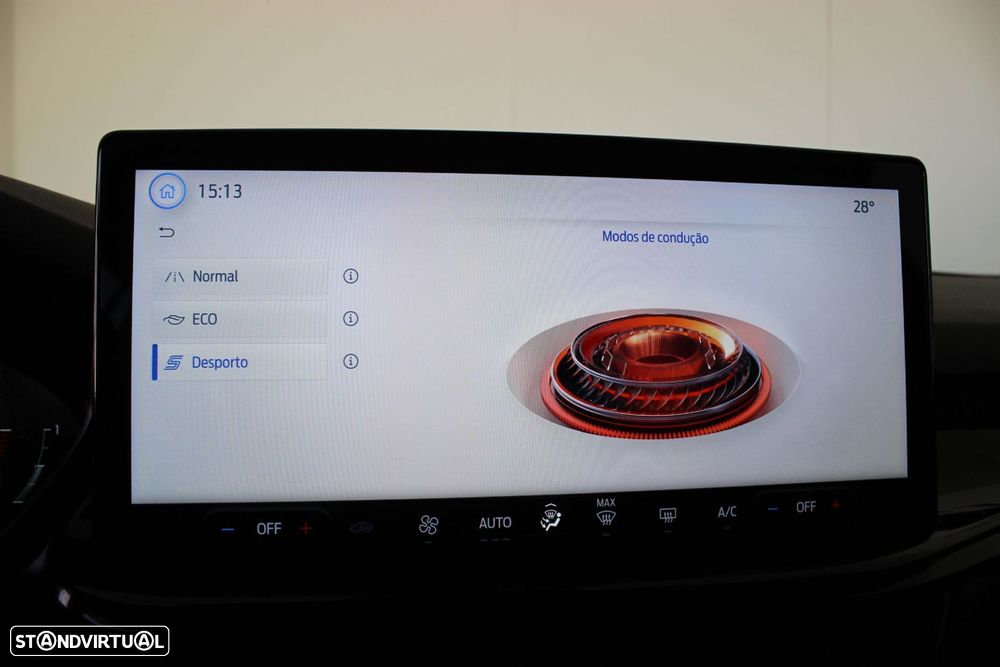 Ford Focus SW 1.5 TDCi EcoBlue ST-Line - 30