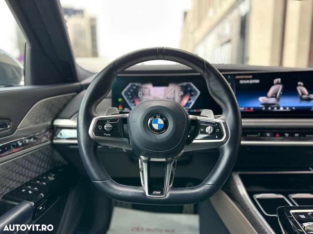 BMW Seria 7 - 24