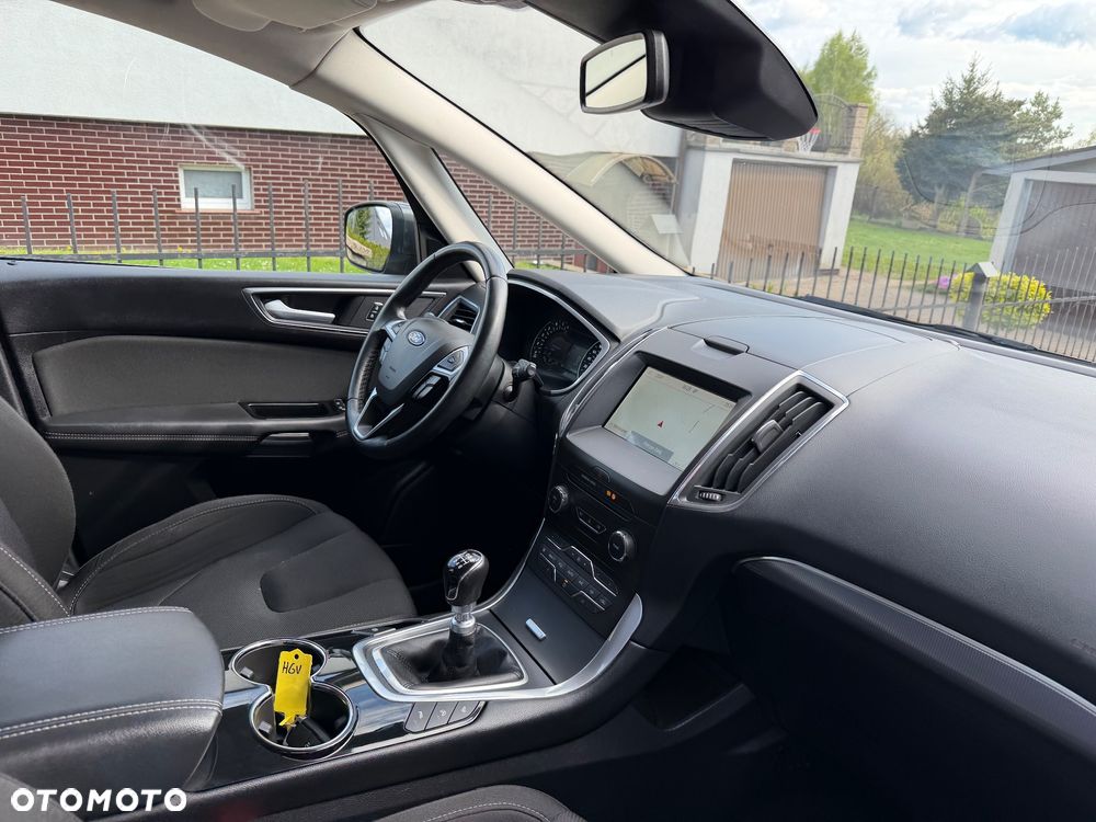 Ford S-Max 2.0 EcoBlue Titanium - 19