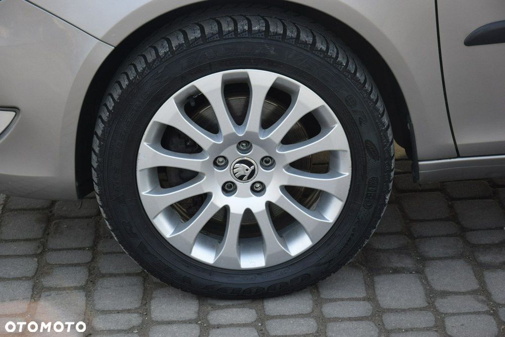 Skoda Roomster 1.2 TSI DSG Ambition - 17