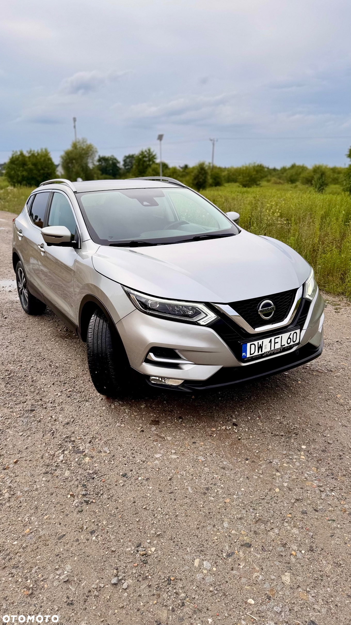 Nissan Qashqai 1.3 DIG-T N-Connecta - 11