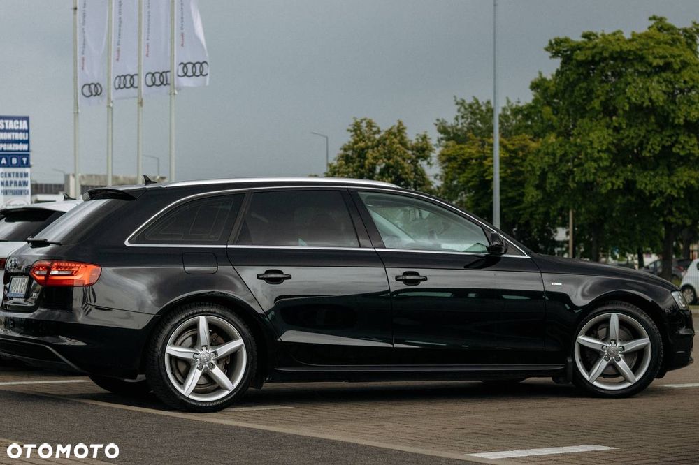Audi A4 Avant 2.0 TDI Quattro S tronic - 22