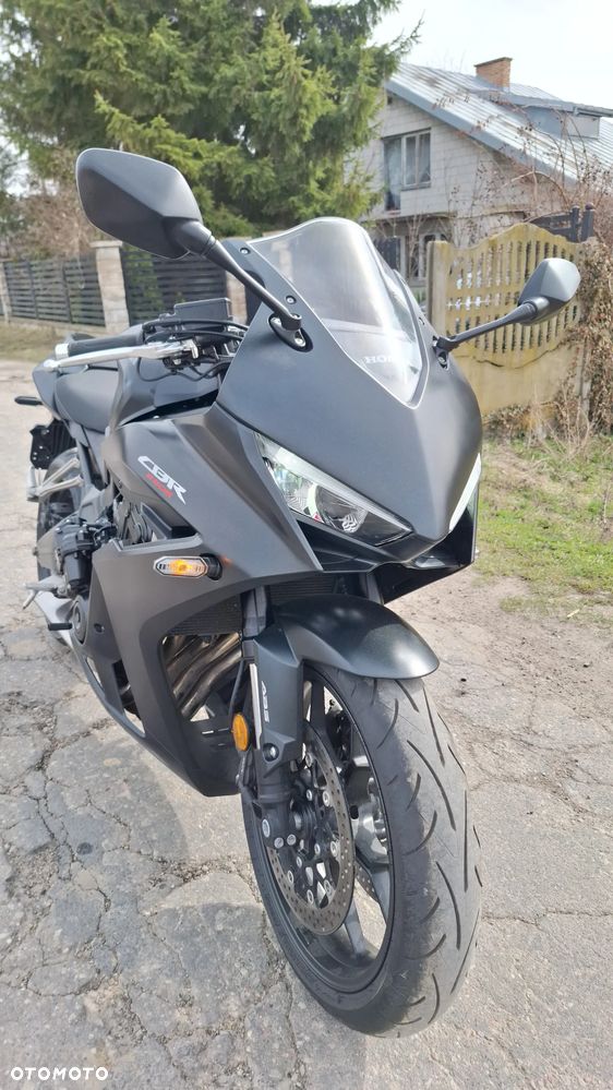 Honda CBR - 24